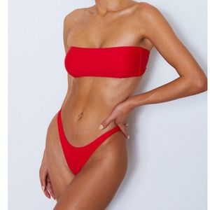 White Fox Boutique bikini size M